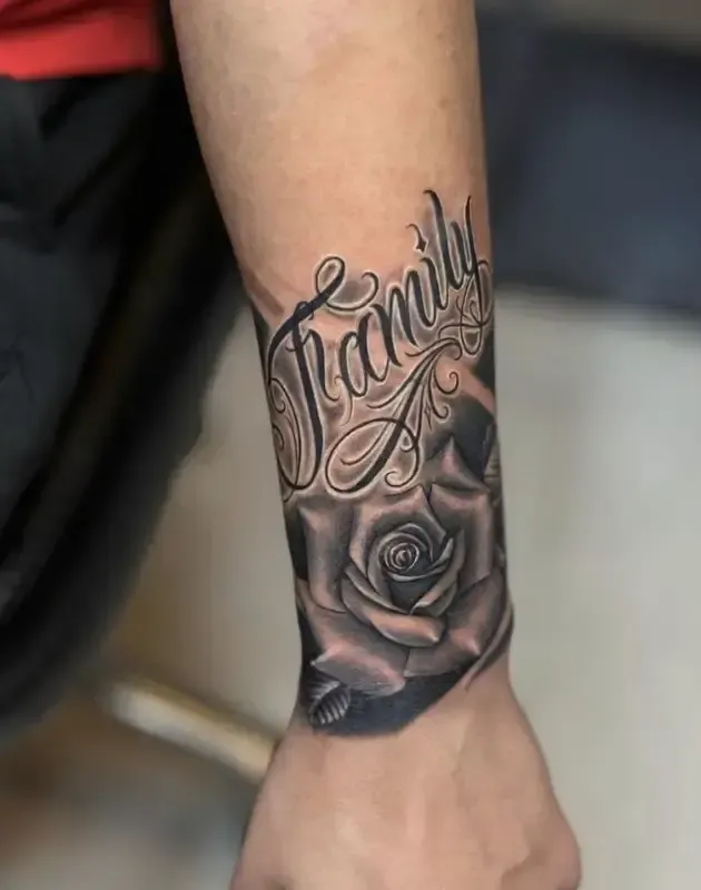 「Family」チカーノタトゥー